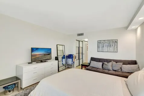 5550 N Ocean Drive Singer Island FL 33404