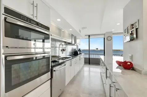 5550 N Ocean Drive Singer Island FL 33404