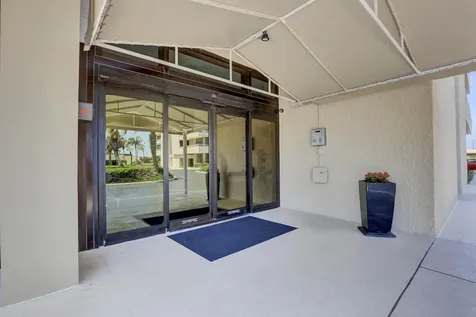 5550 N Ocean Drive Singer Island FL 33404