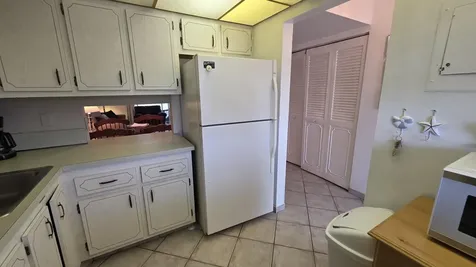 2900 NW 46th Avenue Lauderdale Lakes FL 33313