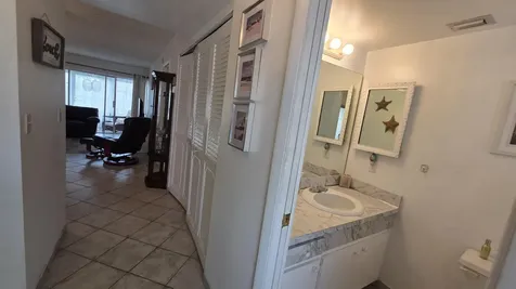 2900 NW 46th Avenue Lauderdale Lakes FL 33313