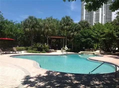 3400 NE 192nd Street NE Aventura FL 33180
