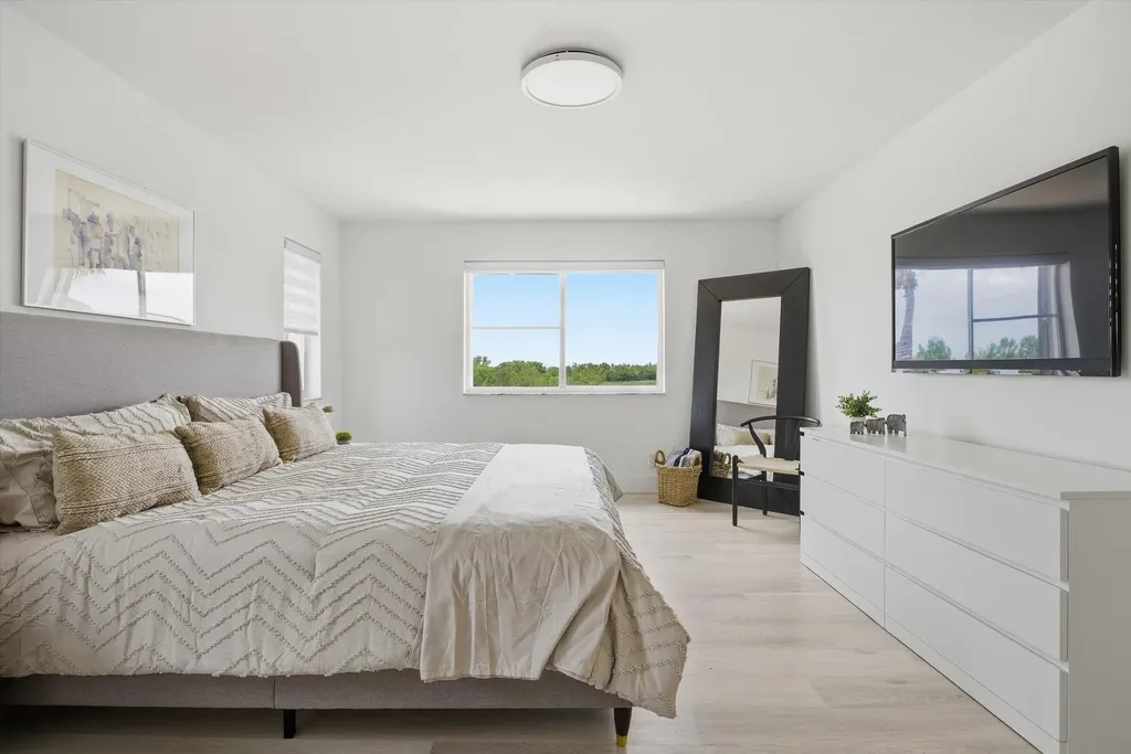 1913 Silverbell Terrace Weston FL 33327