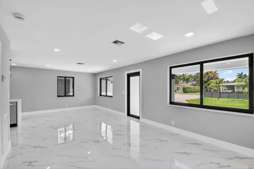 3192 Riddle Road West Palm Beach FL 33406