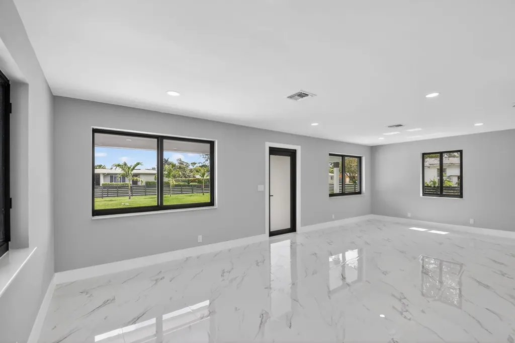3192 Riddle Road West Palm Beach FL 33406