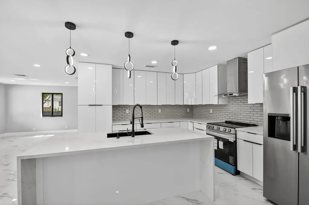 3192 Riddle Road West Palm Beach FL 33406