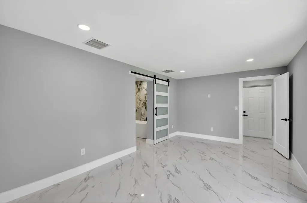 3192 Riddle Road West Palm Beach FL 33406