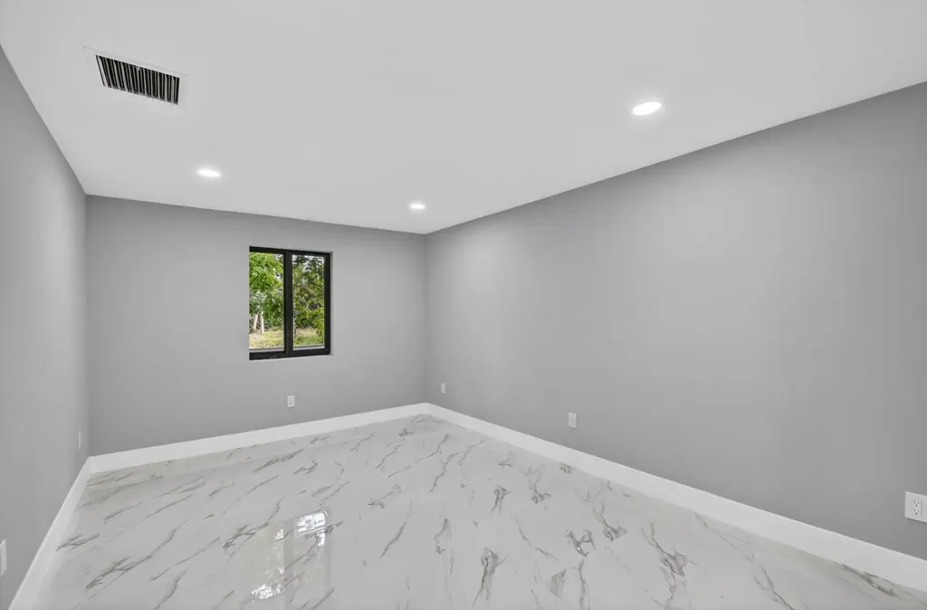 3192 Riddle Road West Palm Beach FL 33406