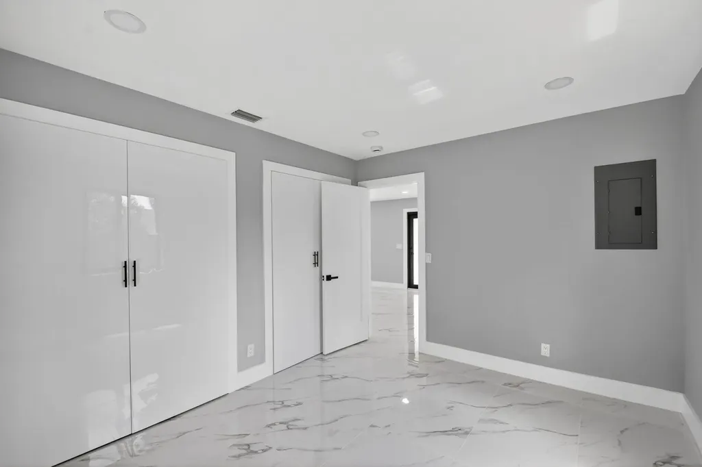 3192 Riddle Road West Palm Beach FL 33406