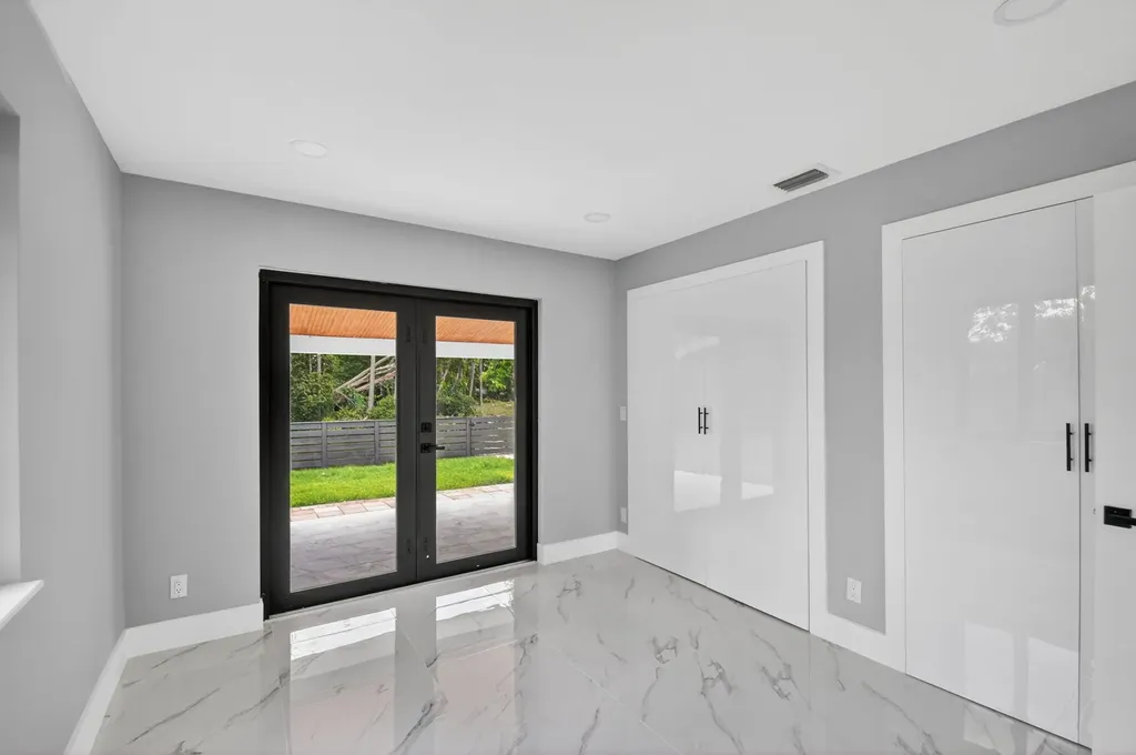 3192 Riddle Road West Palm Beach FL 33406