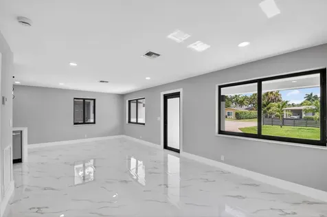 3192 Riddle Road West Palm Beach FL 33406