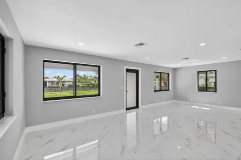 3192 Riddle Road West Palm Beach FL 33406