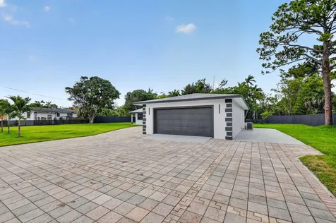 3192 Riddle Road West Palm Beach FL 33406