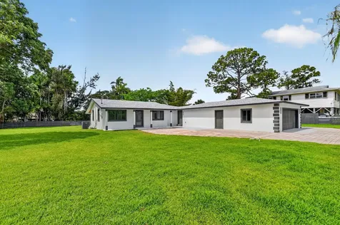3192 Riddle Road West Palm Beach FL 33406