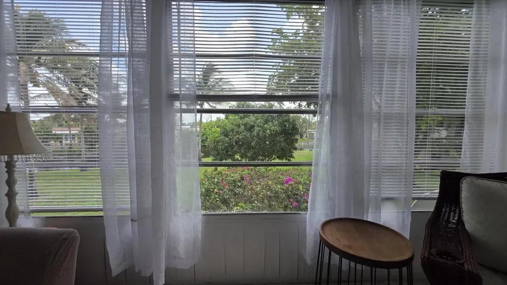 2900 NW 46th Avenue Lauderdale Lakes FL 33313