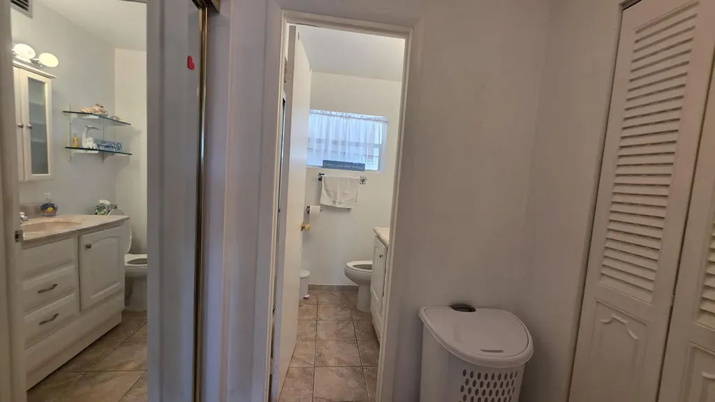 2900 NW 46th Avenue Lauderdale Lakes FL 33313