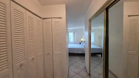 2900 NW 46th Avenue Lauderdale Lakes FL 33313