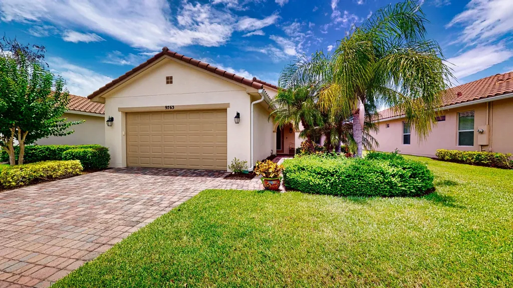 9763 SW Chestwood Avenue Port St Lucie FL 34987