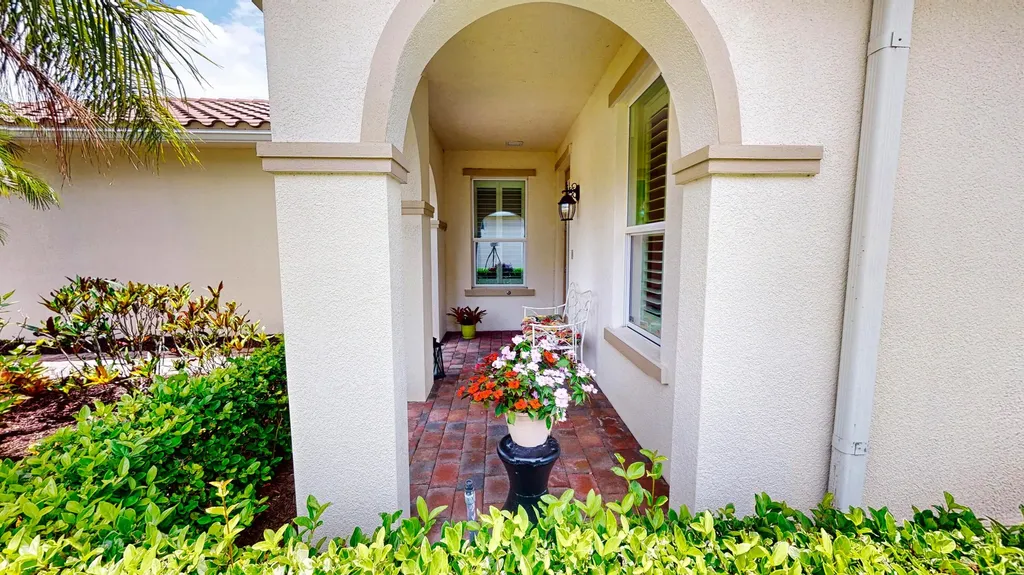 9763 SW Chestwood Avenue Port St Lucie FL 34987