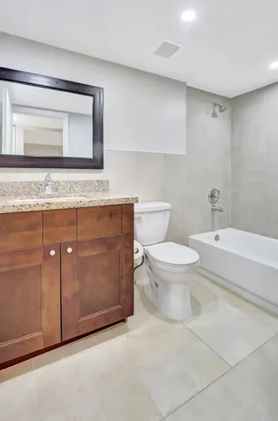 450 NW 20th Street Boca Raton FL 33431