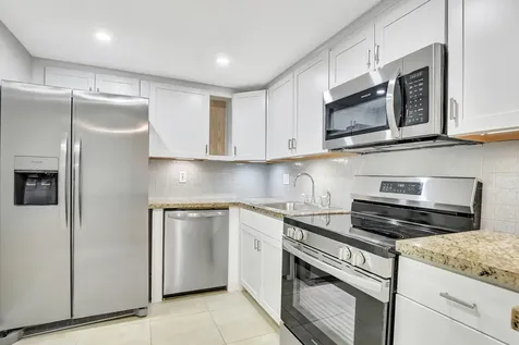 450 NW 20th Street Boca Raton FL 33431