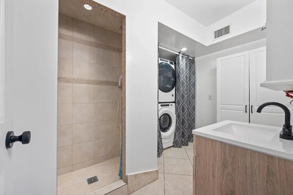 2179 Pepper Road West Palm Beach FL 33415