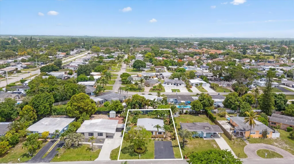 2179 Pepper Road West Palm Beach FL 33415