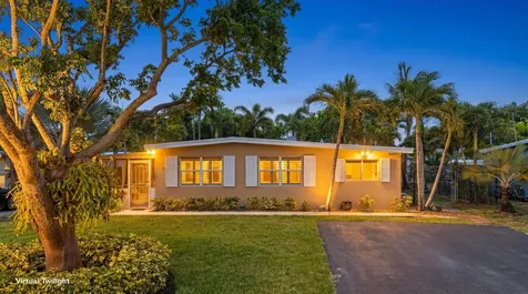 2179 Pepper Road West Palm Beach FL 33415