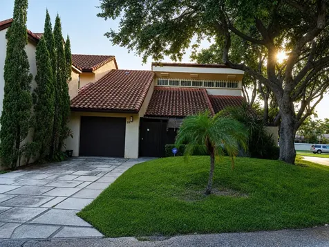 6850 NW 2nd Avenue Boca Raton FL 33487