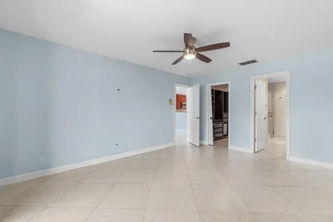 6850 NW 2nd Avenue Boca Raton FL 33487
