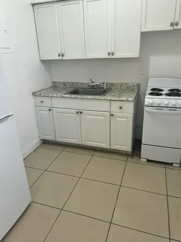 7043 NW 6th Court Miami FL 33150