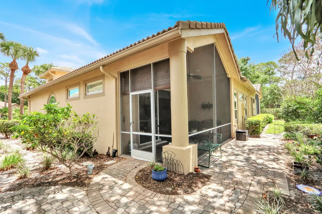 7064 Torrey Pines Circle Port St Lucie FL 34986