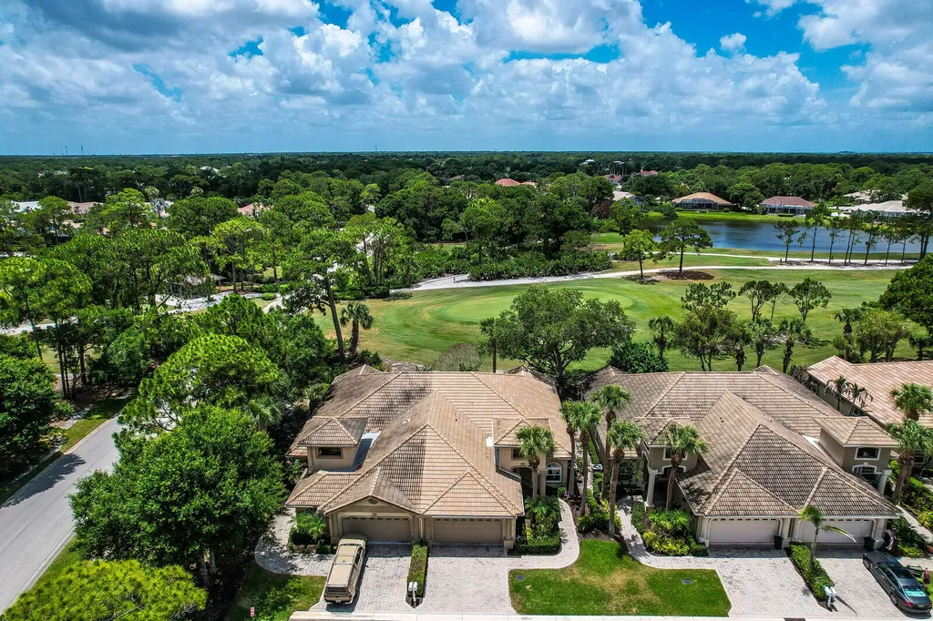 7064 Torrey Pines Circle Port St Lucie FL 34986