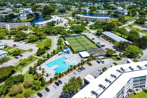 1017 Harwood C Deerfield Beach FL 33442
