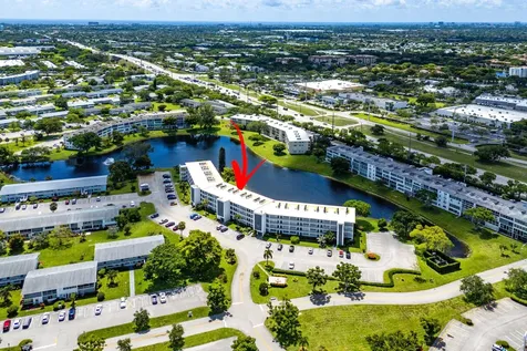 1017 Harwood C Deerfield Beach FL 33442