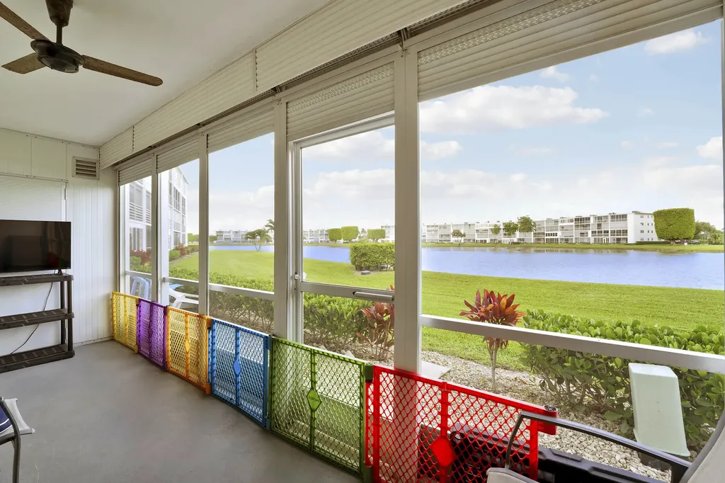 1011, 290, 16, 146 Exeter, Dorset, Mansfield, Mansfield Boca Raton FL 33434