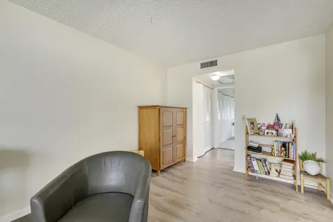 1011, 290, 16, 146 Exeter, Dorset, Mansfield, Mansfield Boca Raton FL 33434
