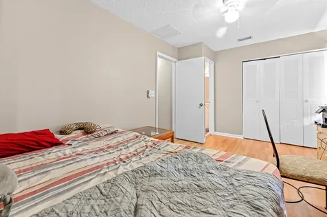 7904 SW 8th Street North Lauderdale FL 33068