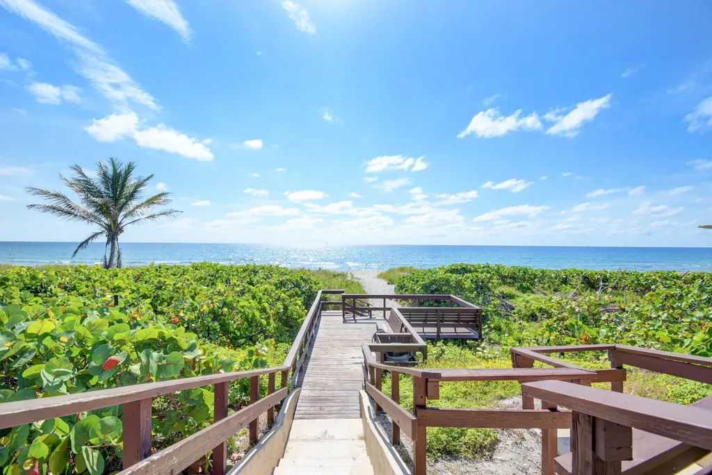 2871 N Ocean Boulevard Boca Raton FL 33431