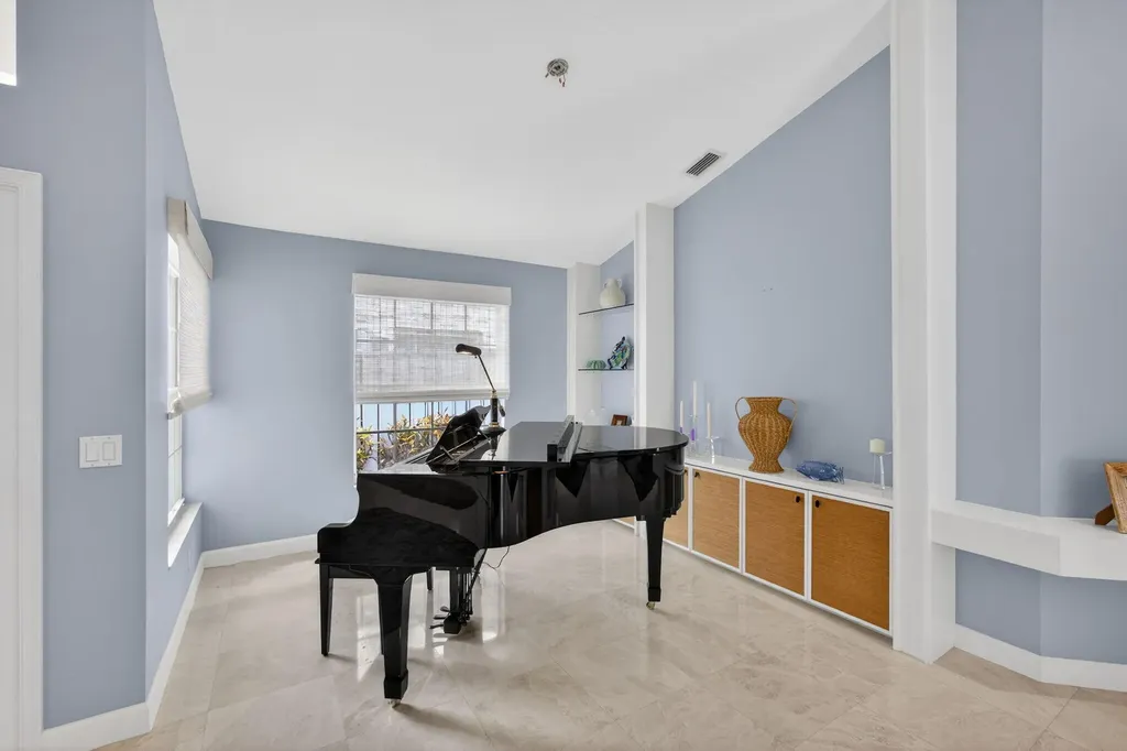 108 Eagleton Lane Palm Beach Gardens FL 33418