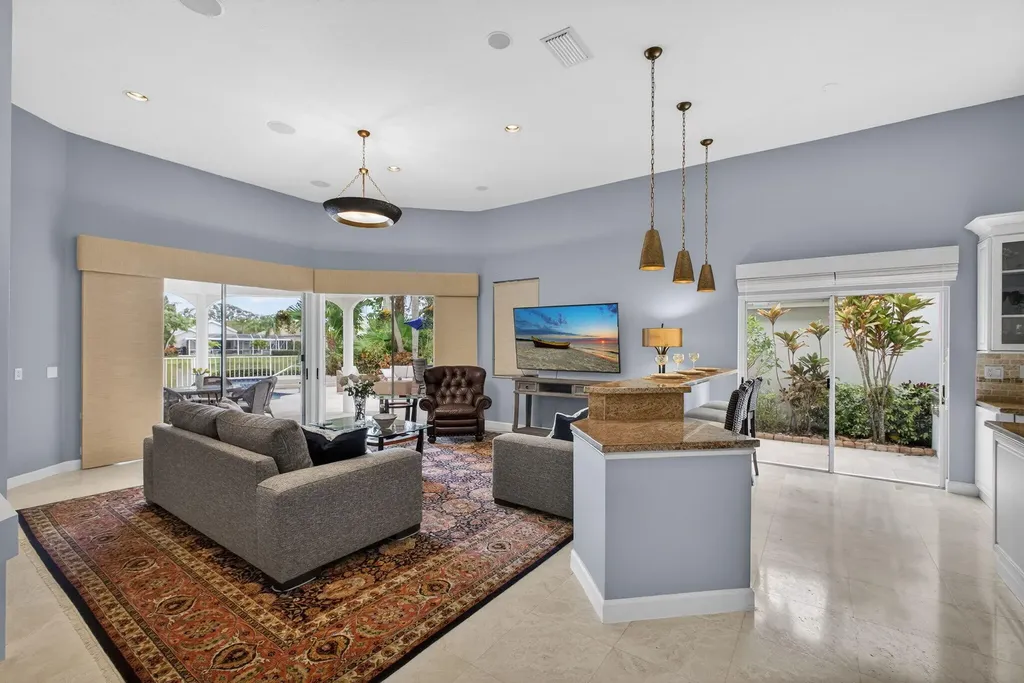 108 Eagleton Lane Palm Beach Gardens FL 33418