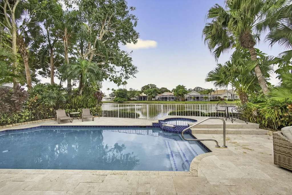 108 Eagleton Lane Palm Beach Gardens FL 33418