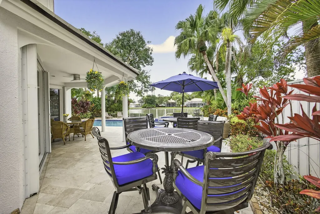 108 Eagleton Lane Palm Beach Gardens FL 33418