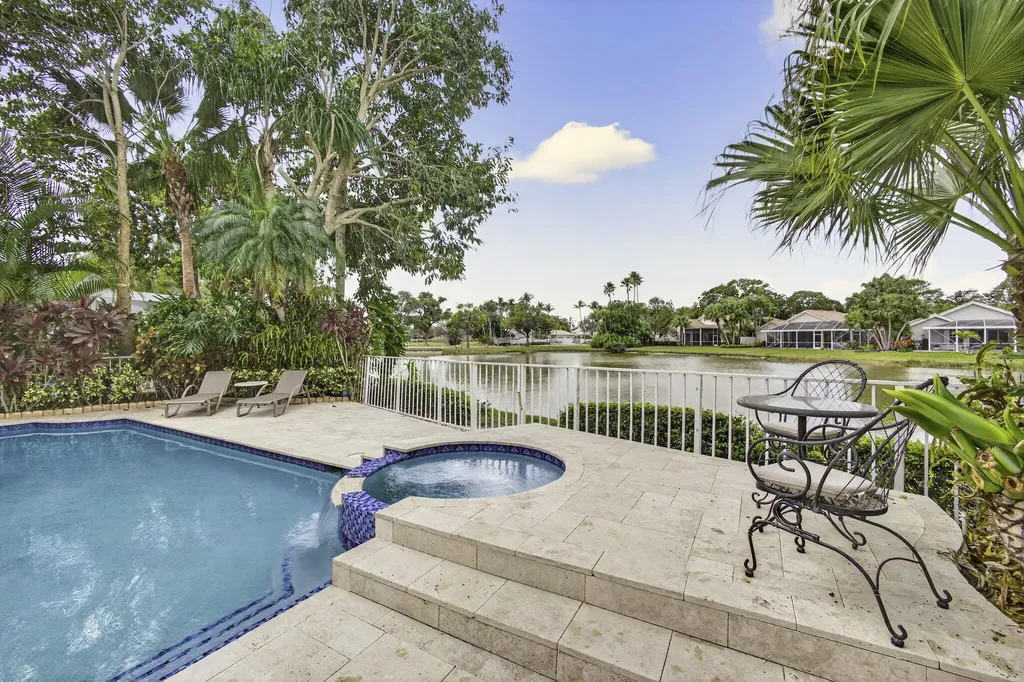 108 Eagleton Lane Palm Beach Gardens FL 33418