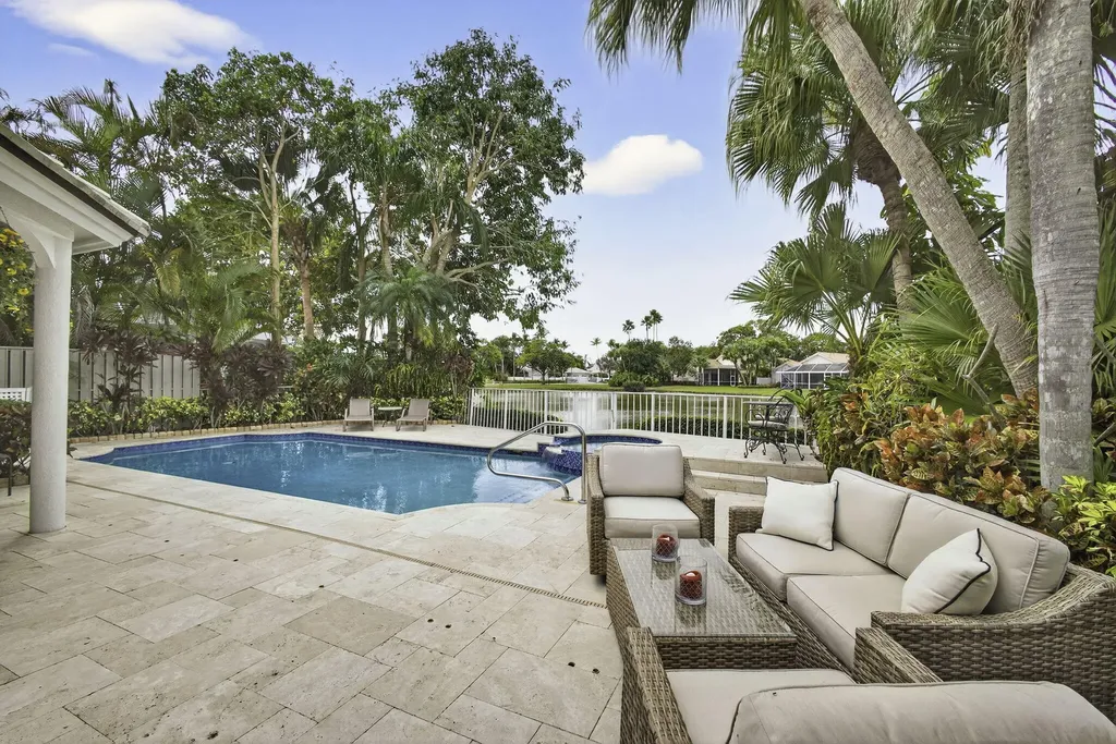 108 Eagleton Lane Palm Beach Gardens FL 33418
