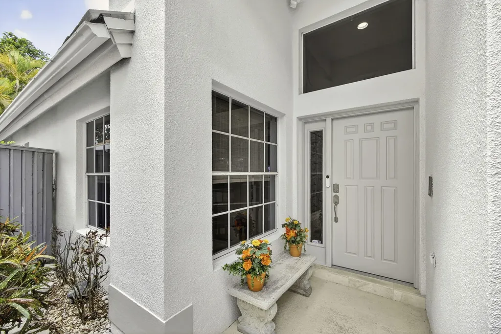108 Eagleton Lane Palm Beach Gardens FL 33418