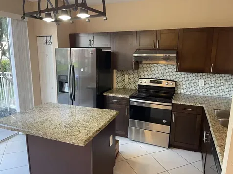 4061 NW 91st Terrace Sunrise FL 33351