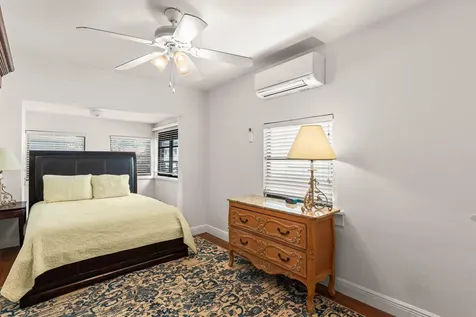 921 S M Street Lake Worth Beach FL 33460