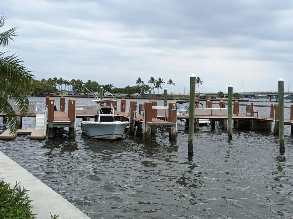 2840 S Ocean Boulevard Palm Beach FL 33480