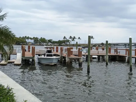 2840 S Ocean Boulevard Palm Beach FL 33480
